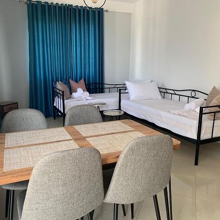 Mediterranean Apartments Himare Ngoại thất bức ảnh