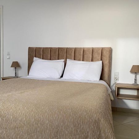 Mediterranean Apartments Himare Ngoại thất bức ảnh