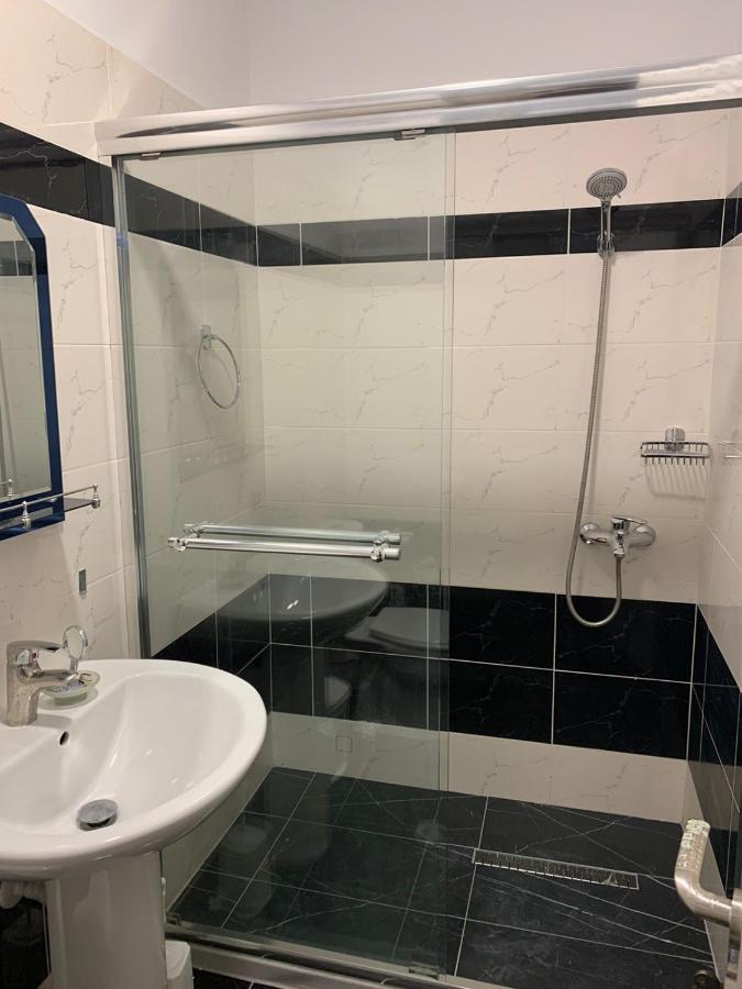 Mediterranean Apartments Himare Ngoại thất bức ảnh