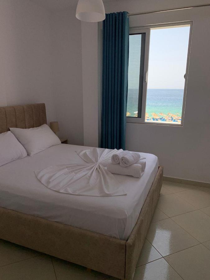 Mediterranean Apartments Himare Ngoại thất bức ảnh
