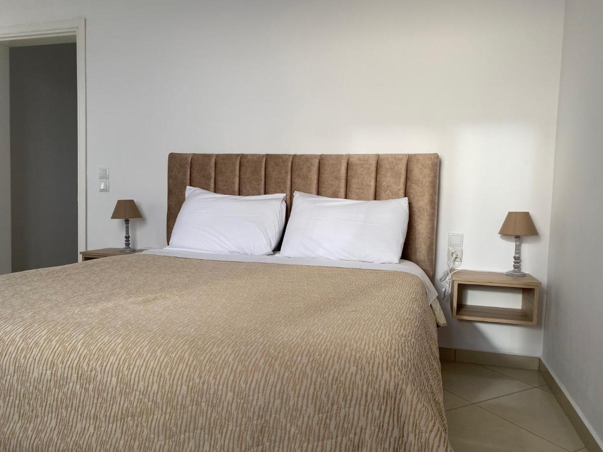 Mediterranean Apartments Himare Ngoại thất bức ảnh